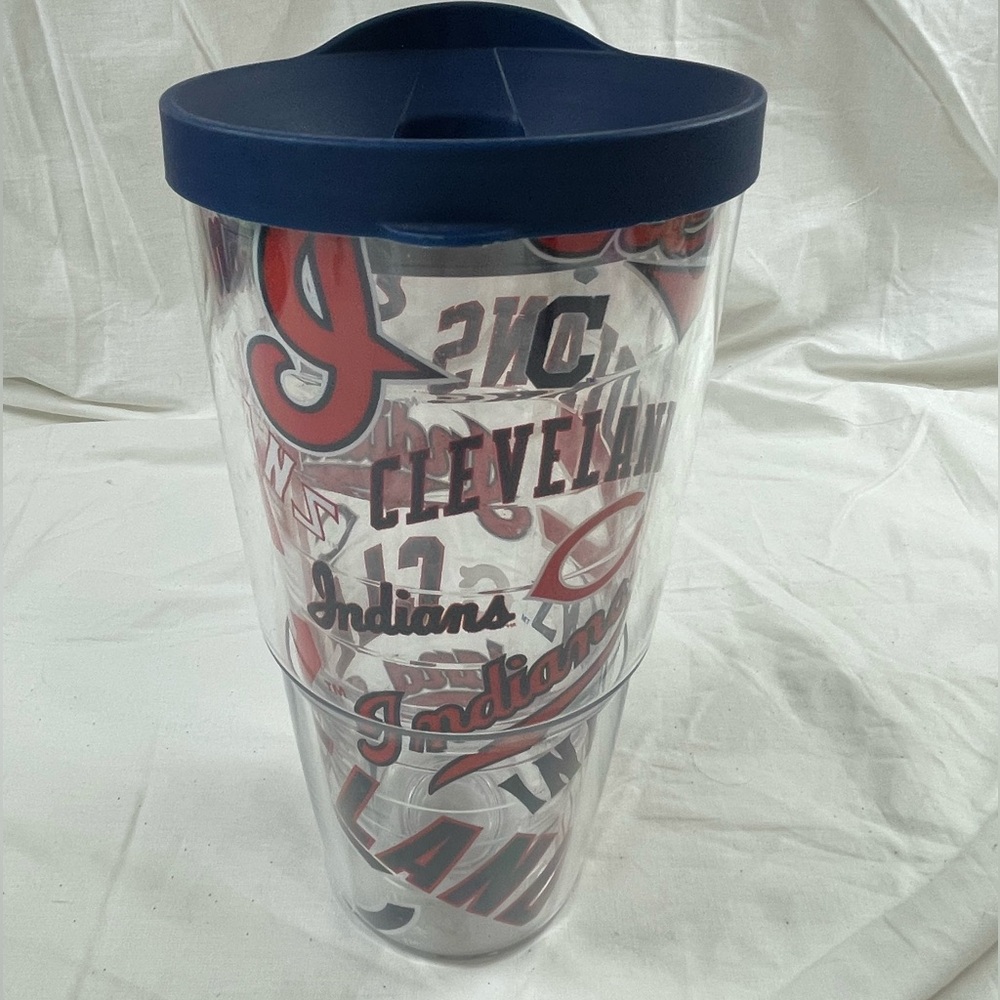 Tervis Cleveland Indians Clear Tumbler with Navy Lid